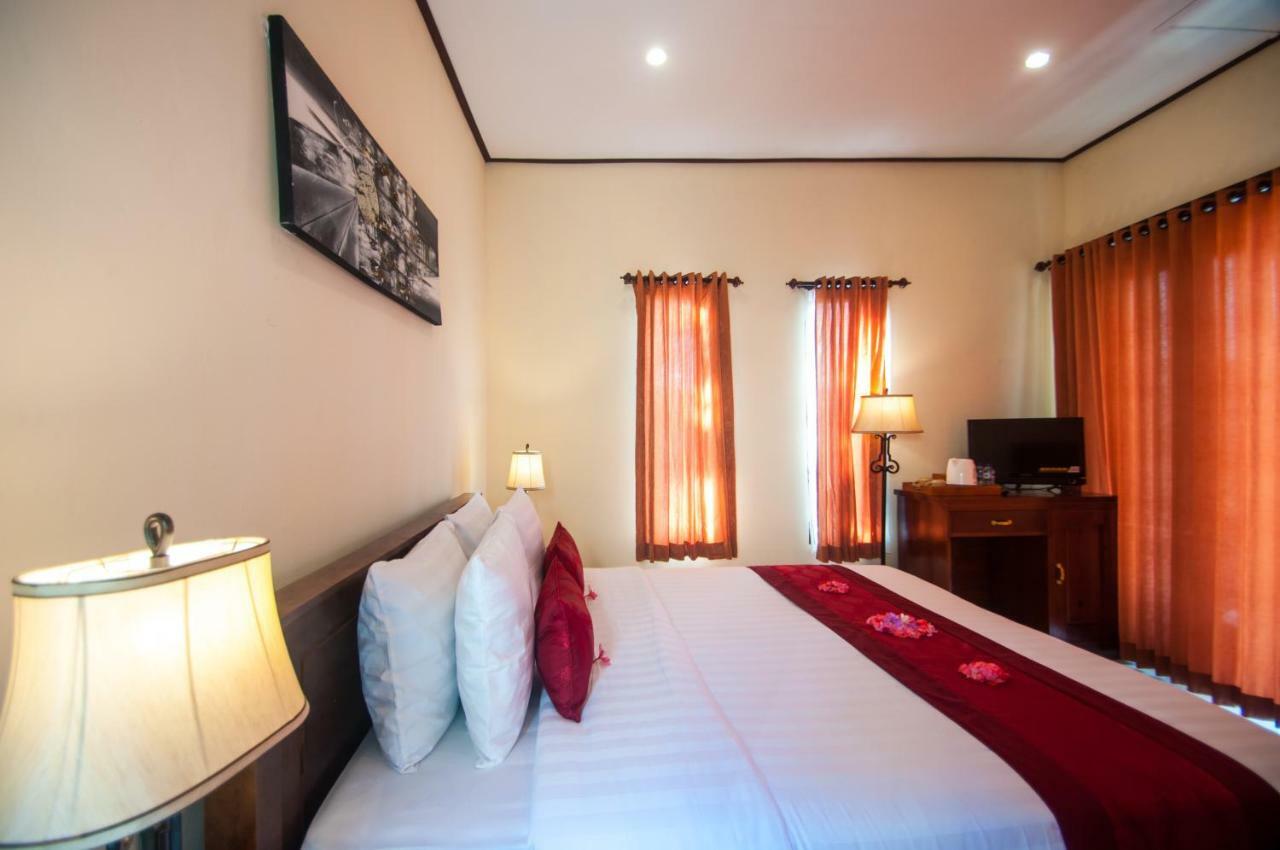 Kampuak Cottages Sakti Ngoại thất bức ảnh